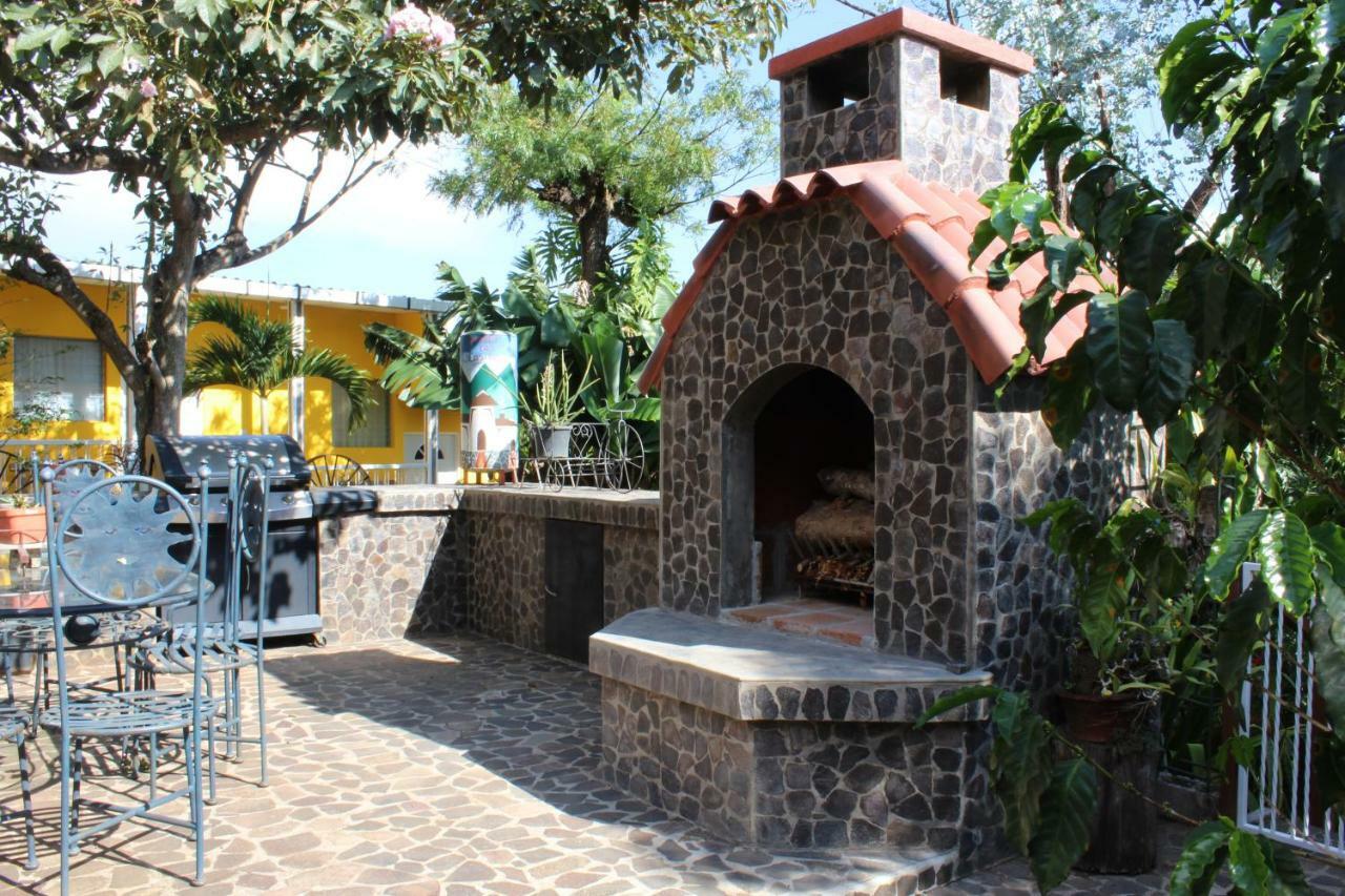 Las Casitas Hostal-Ataco Concepción de Ataco Εξωτερικό φωτογραφία
